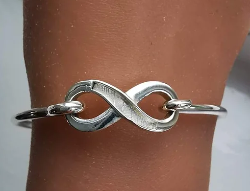 Infinity bangle