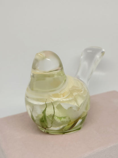Minneskulptur fugl