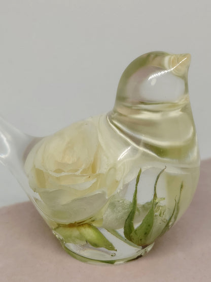 Minneskulptur fugl