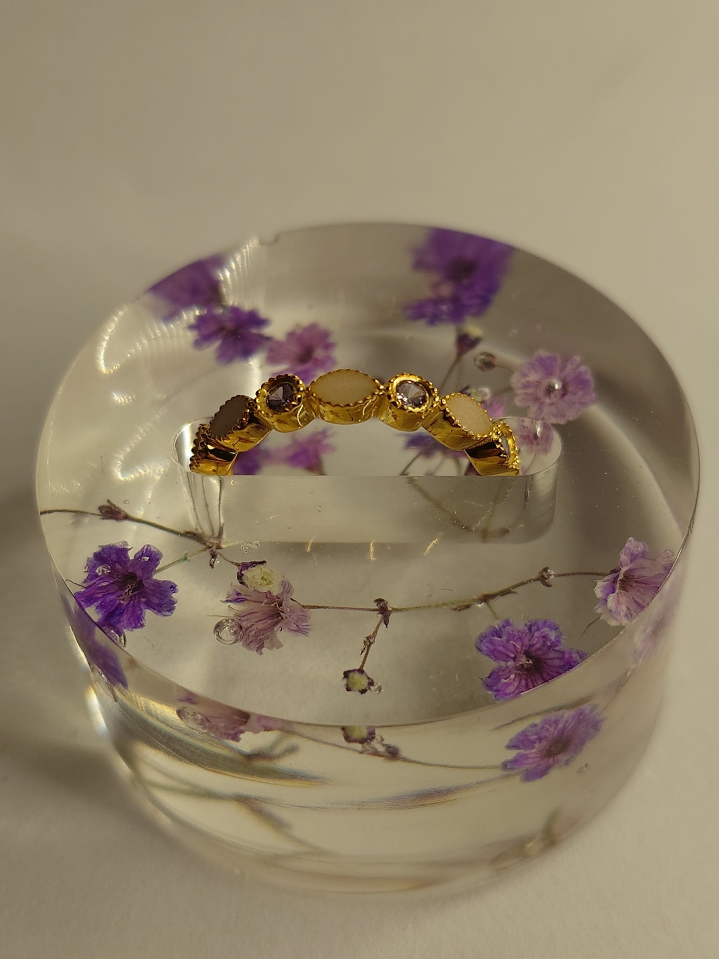 Olivia med 4 fødselssteiner