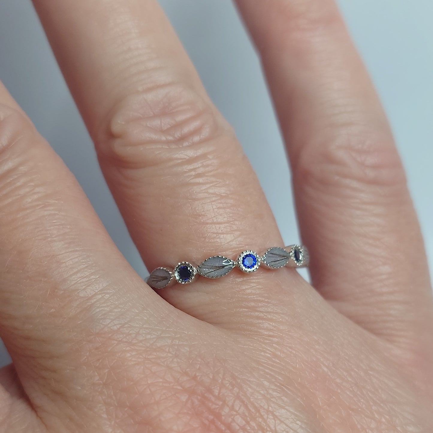 Olivia med 4 fødselssteiner