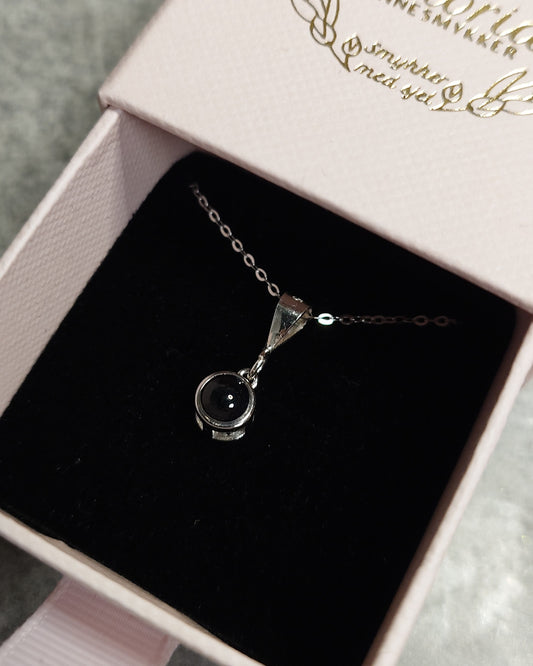 Projeksjonssmykke Minimalistisk